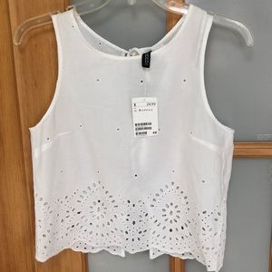 H&M eyelet to size 2